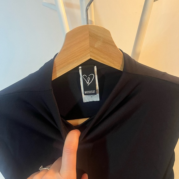 Sleeveless turtleneck top - Picture 7 of 8